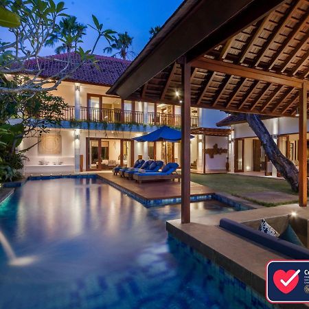Villa Kajou Seminyak  Luaran gambar