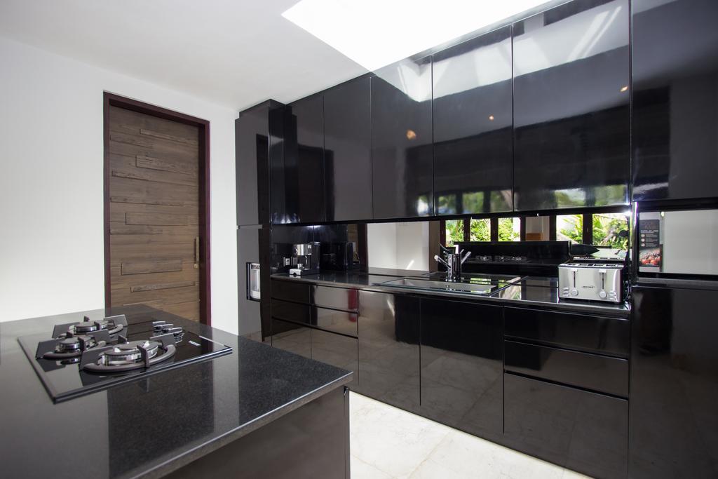 Villa Kajou Seminyak  Luaran gambar