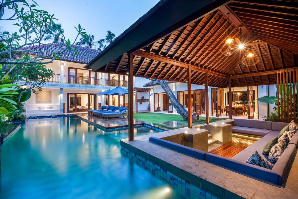 Villa Kajou Seminyak  Luaran gambar
